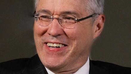 Headshot of literacy expert Timothy Shanahan