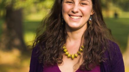 Jessica Lander head shot outside