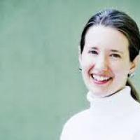 Kristin Cashmore Bio Picture