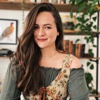 Rebecca Ross Bio Picture