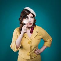 maureen johnson bio picture